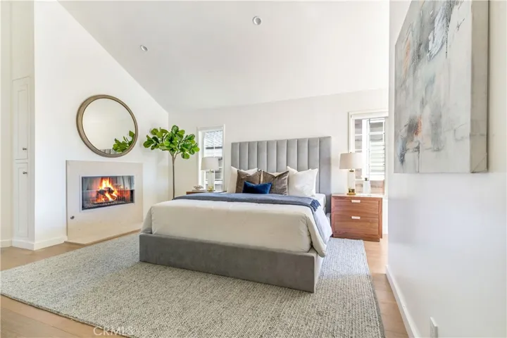 608 & 608.5 Acacia Avenue, Corona Del Mar, California 92625