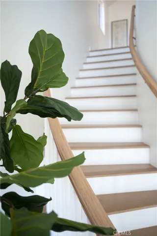 608 & 608.5 Acacia Avenue, Corona Del Mar, California 92625