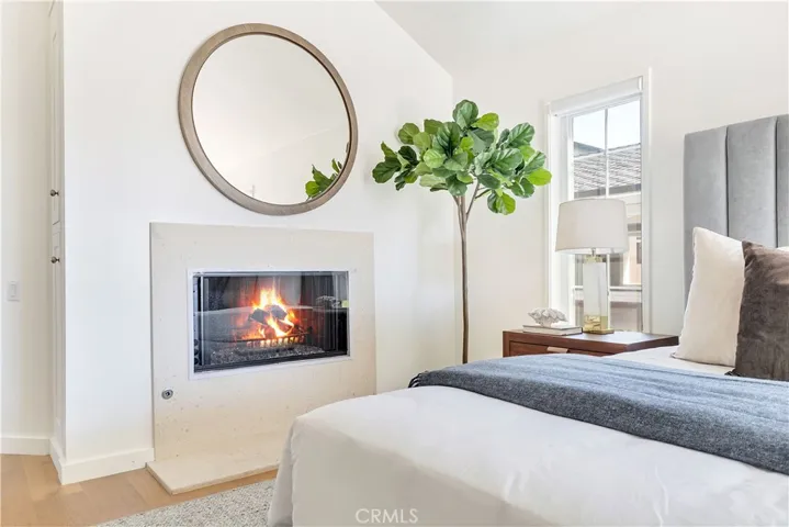 608 & 608.5 Acacia Avenue, Corona Del Mar, California 92625