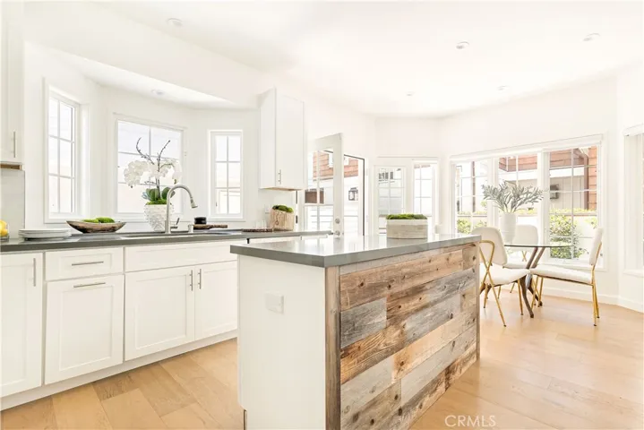 608 & 608.5 Acacia Avenue, Corona Del Mar, California 92625