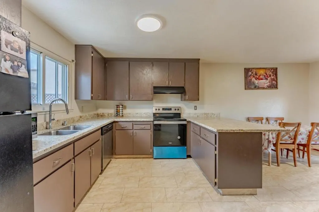 4230 Bassett Street 2, Santa Clara, California 95054 home-pic-19