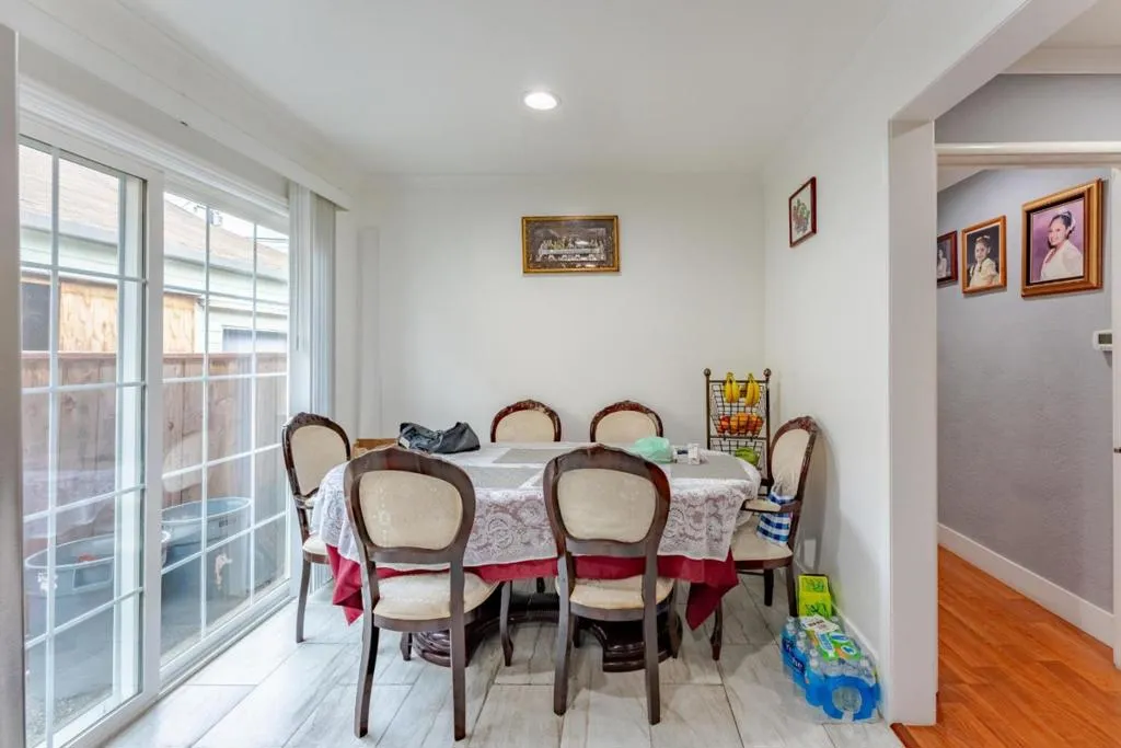 4230 Bassett Street 2, Santa Clara, California 95054 home-pic-5