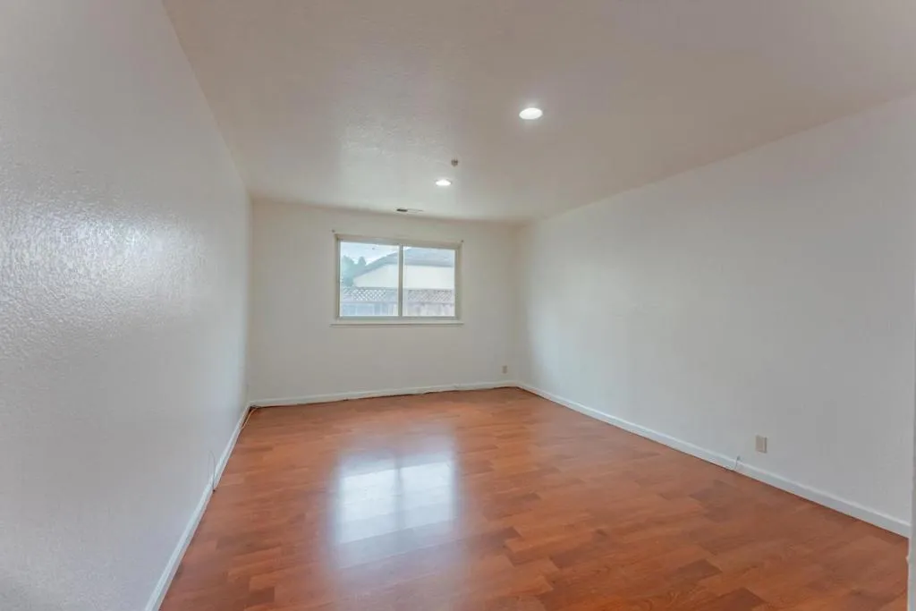 4230 Bassett Street 2, Santa Clara, California 95054 home-pic-9