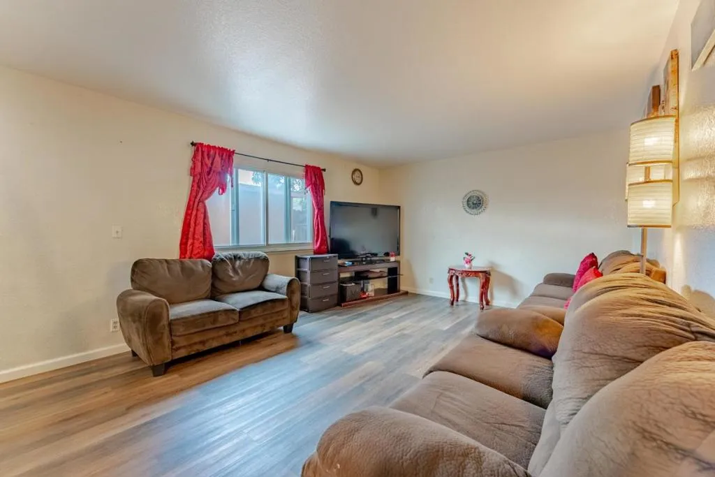 4230 Bassett Street 2, Santa Clara, California 95054 home-pic-27
