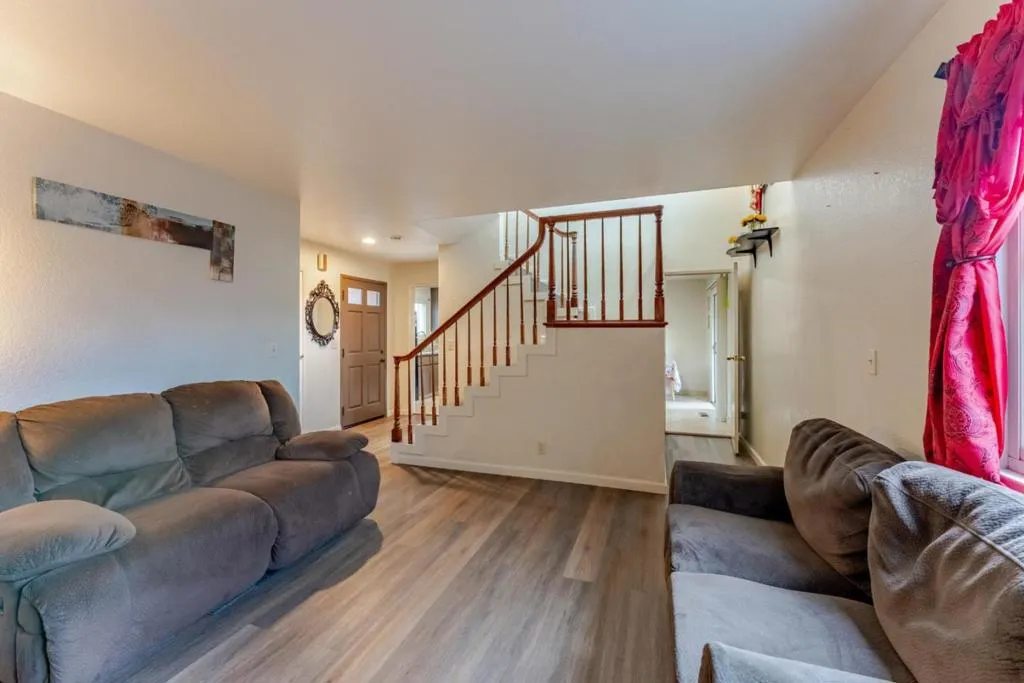 4230 Bassett Street 2, Santa Clara, California 95054 home-pic-28