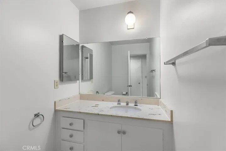 4921 Golden Arrow Drive, Rancho Palos Verdes, California 90275