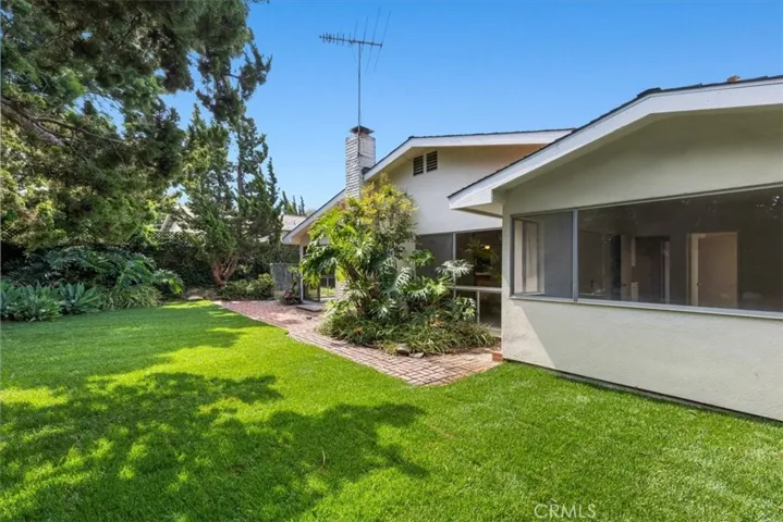 4921 Golden Arrow Drive, Rancho Palos Verdes, California 90275