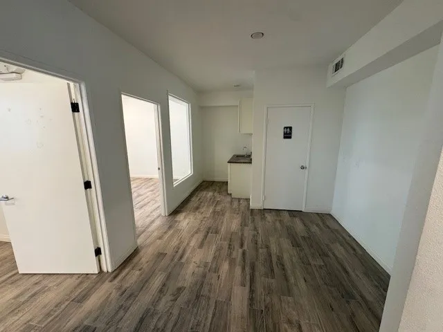 1535 E 17th Street E 104, Santa Ana, California 92705