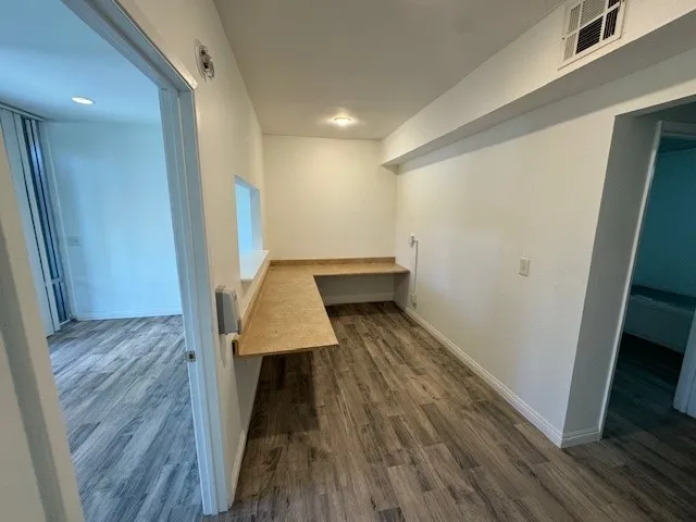 1535 E 17th Street E 104, Santa Ana, California 92705