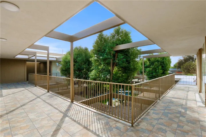 1535 E 17th Street E 104, Santa Ana, California 92705