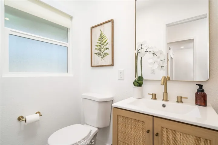 1042 Newhill Street, Glendora, California 91741