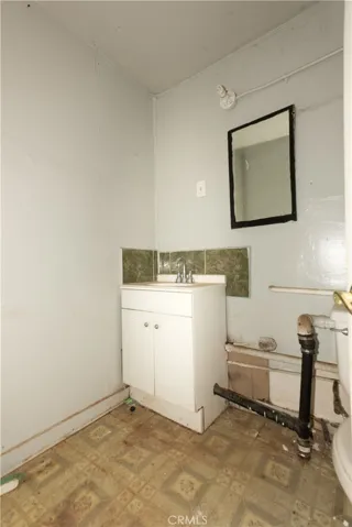 3731 Whittier Boulevard, Los Angeles, California 90023