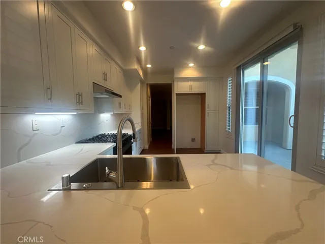 130 Chantilly, Irvine, California 92620
