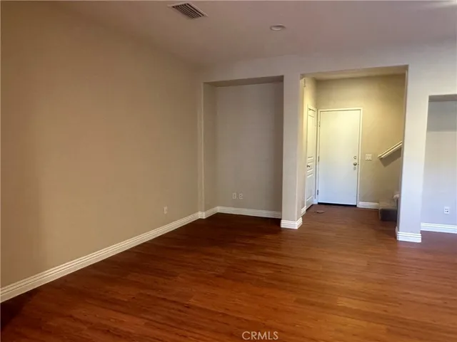 130 Chantilly, Irvine, California 92620