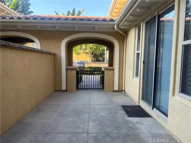 130 Chantilly, Irvine, California 92620