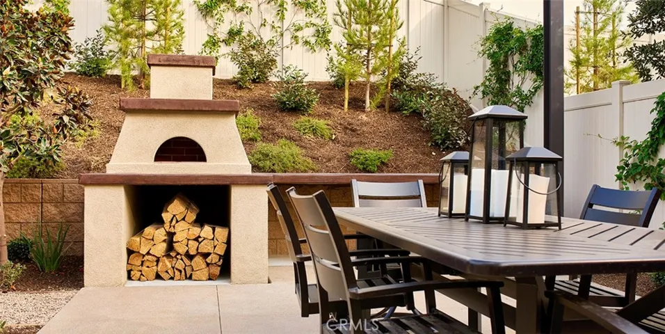 11383 Pinon, Yucaipa, California 92399