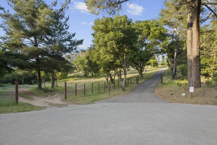 1270 Trabing Road, Watsonville, California 95076