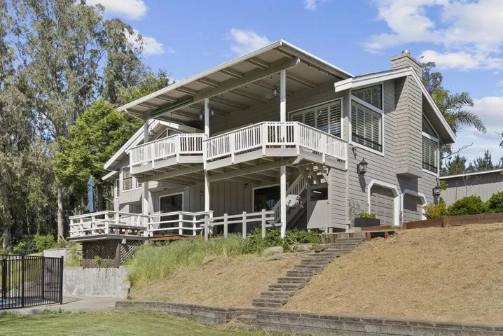 1270 Trabing Road, Watsonville, California 95076