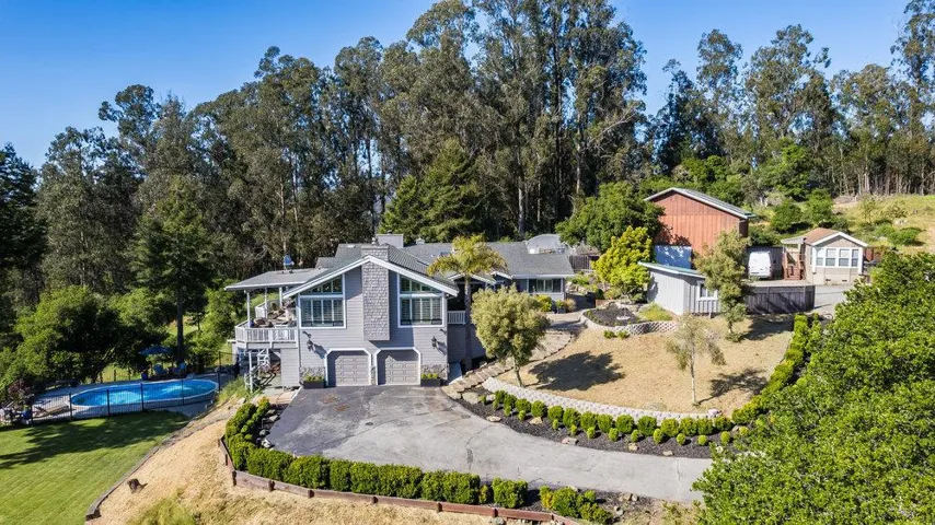 1270 Trabing Road, Watsonville, California 95076