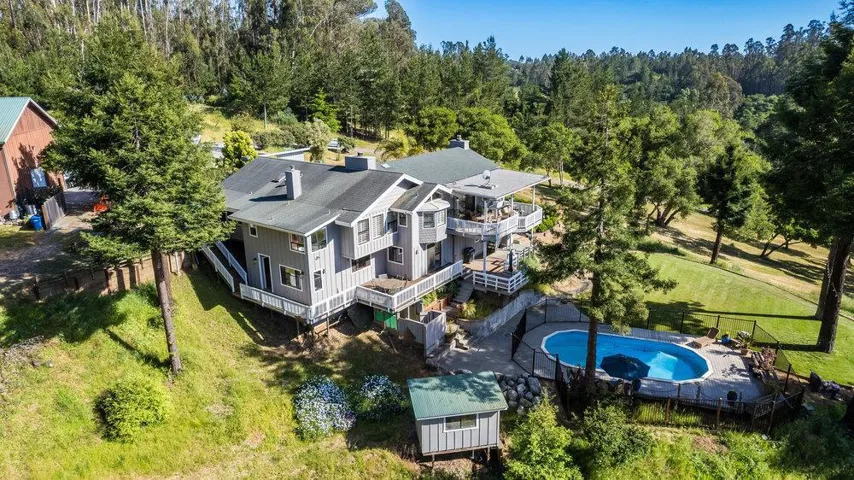 1270 Trabing Road, Watsonville, California 95076