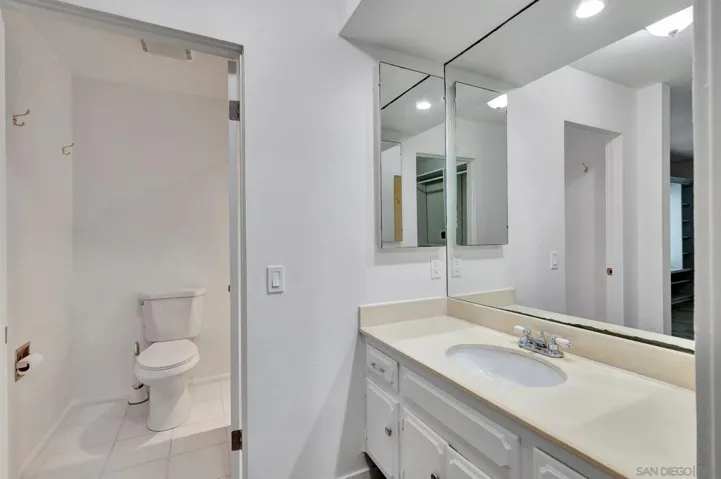 8133 El Paseo Grande, La Jolla, California 92037