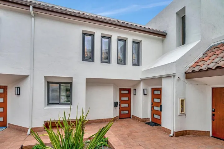 8133 El Paseo Grande, La Jolla, California 92037