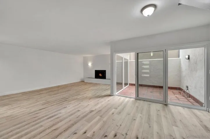 8133 El Paseo Grande, La Jolla, California 92037