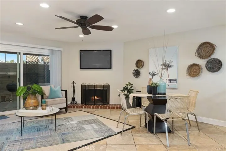 3139 E Chapman Avenue 1b, Orange, California 92869