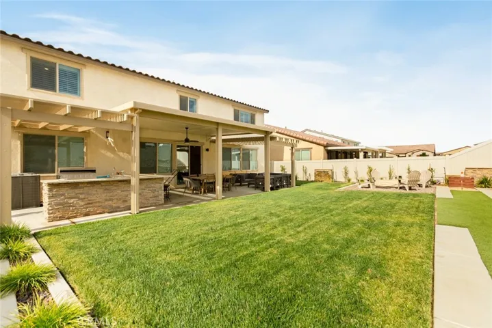 5843 Crescent Way, Banning, California 92220