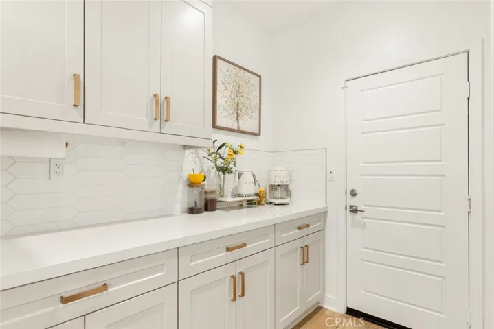 5843 Crescent Way, Banning, California 92220
