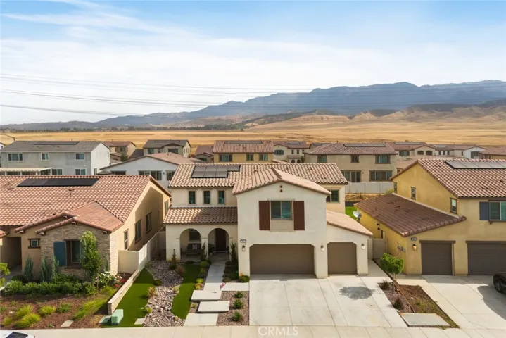 5843 Crescent Way, Banning, California 92220