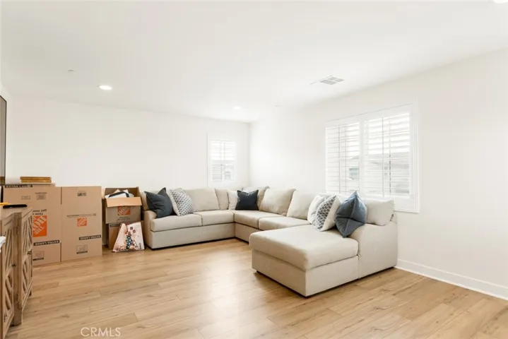 5843 Crescent Way, Banning, California 92220