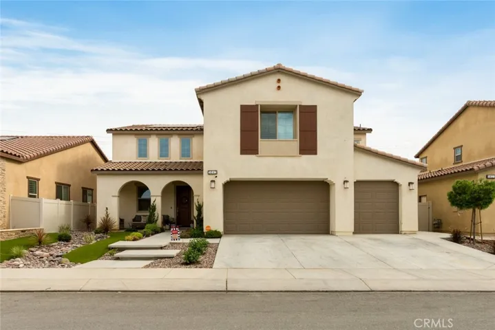 5843 Crescent Way, Banning, California 92220