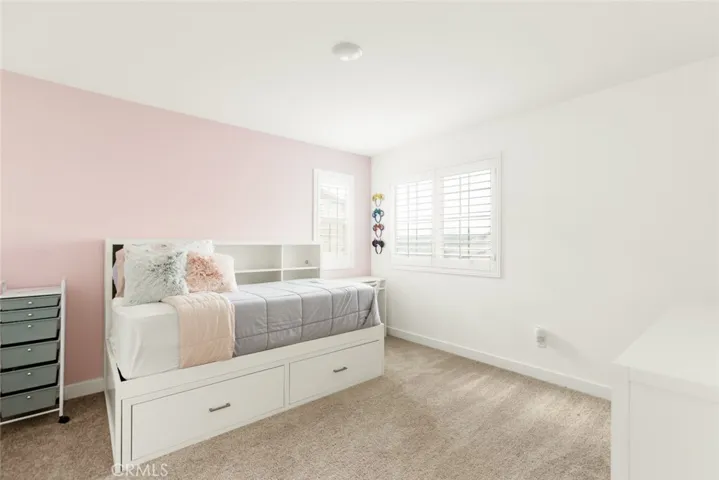 5843 Crescent Way, Banning, California 92220