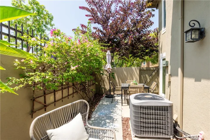8006 E Snowberry Lane, Anaheim Hills, California 92808