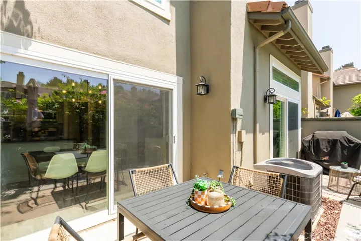 8006 E Snowberry Lane, Anaheim Hills, California 92808