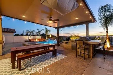 Entertainers patio with built-in BBQ