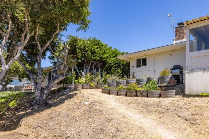 25800 Tierra Grande Drive, Carmel Valley, California 93923