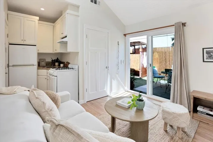 4980 Capitola Road, Capitola, California 95010