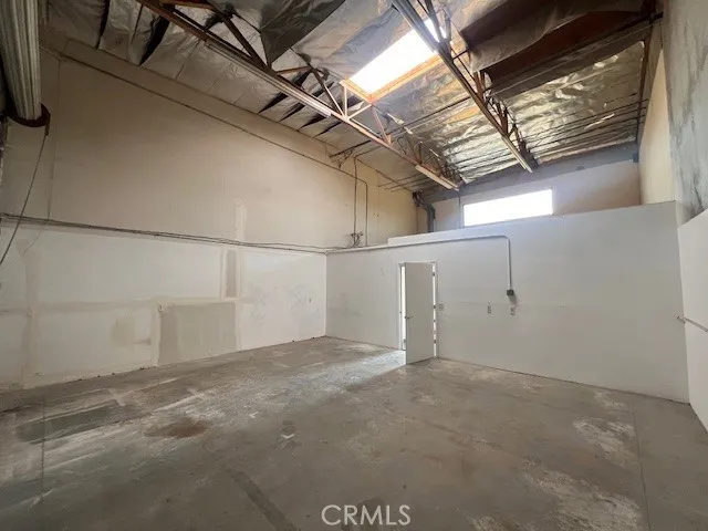 13630 Pawnee Road 4, Apple Valley, California 92308