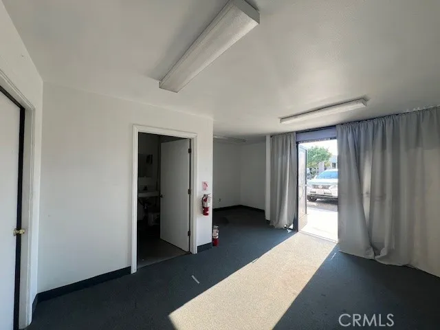 13630 Pawnee Road 4, Apple Valley, California 92308