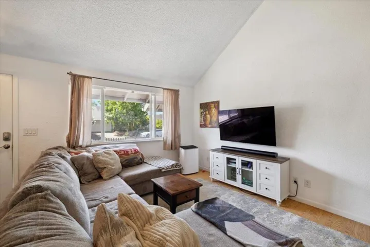 794 Lombard Way, Rohnert Park, California 94928