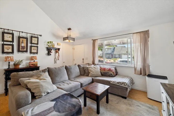794 Lombard Way, Rohnert Park, California 94928
