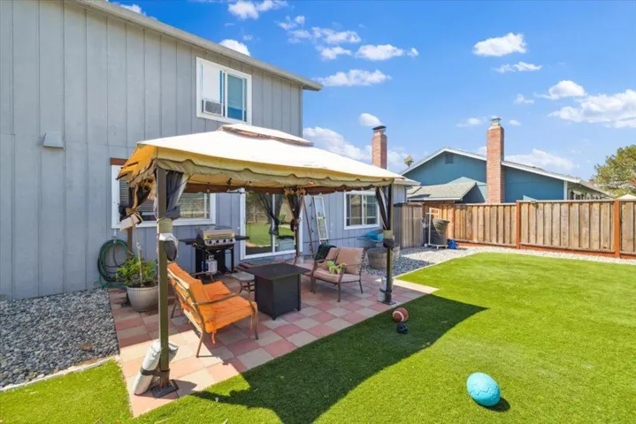 794 Lombard Way, Rohnert Park, California 94928