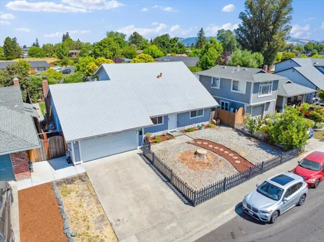 794 Lombard Way, Rohnert Park, California 94928