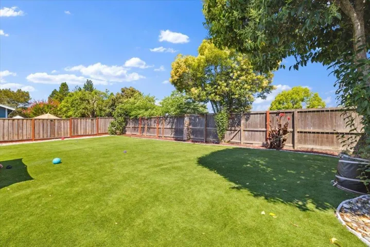 794 Lombard Way, Rohnert Park, California 94928