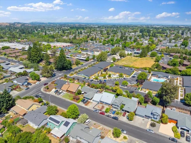 794 Lombard Way, Rohnert Park, California 94928