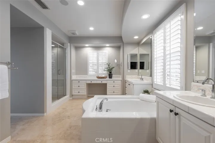 7 Thornhill Street, Ladera Ranch, California 92694