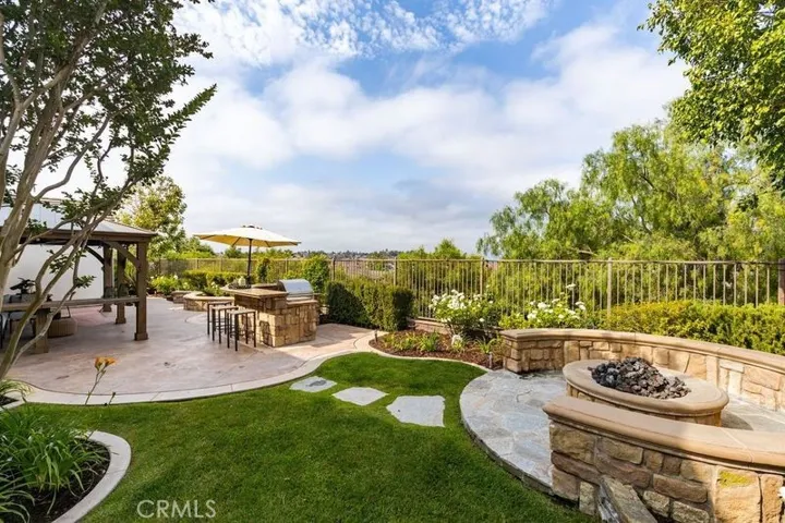 7 Thornhill Street, Ladera Ranch, California 92694