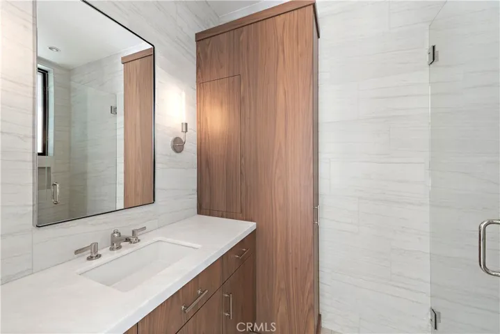 2340 Crestview Drive, Laguna Beach, California 92651